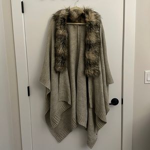 Open Front Cardigan/ Shawl with Faux Fur Collar